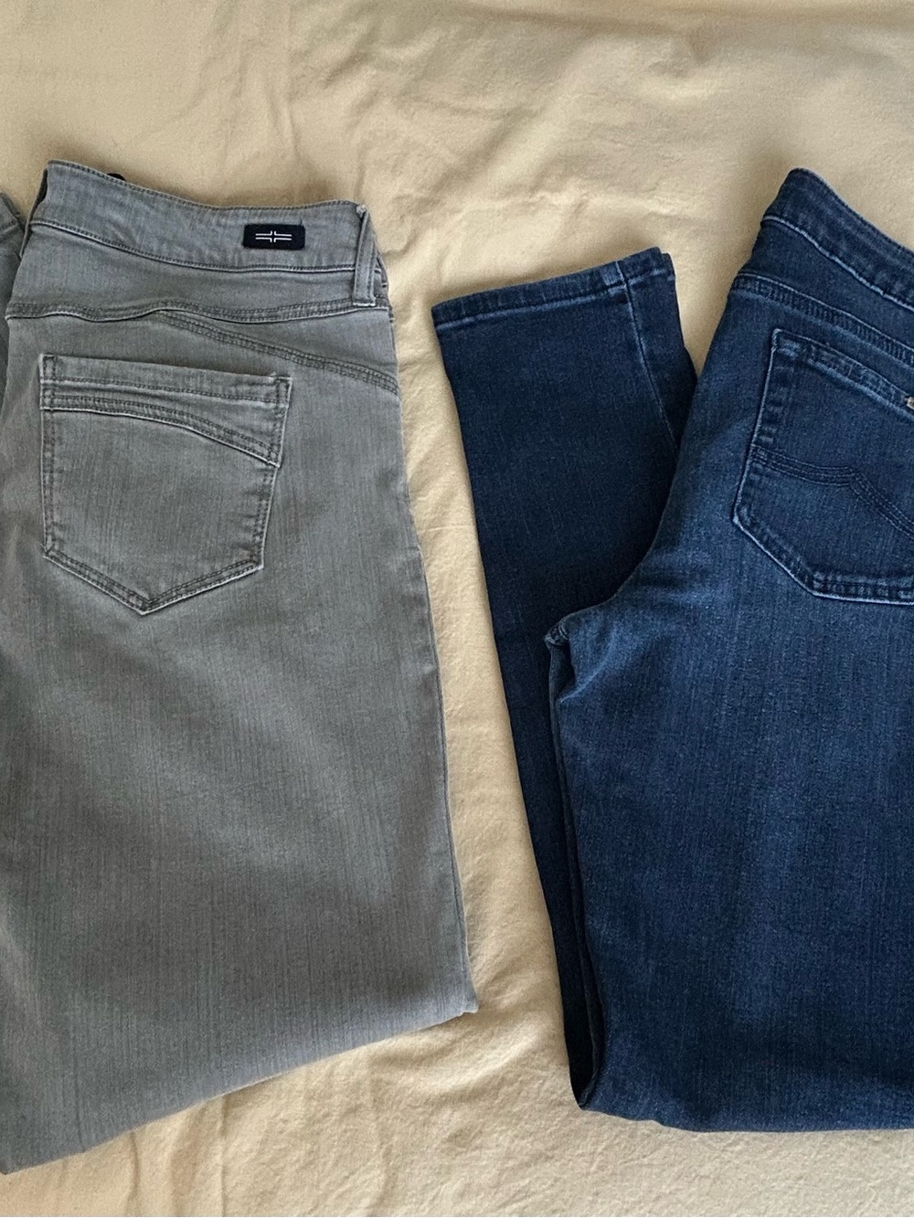 Liverpool Women’s Skinny Jeans — OD green - Michael Kors are dark blue